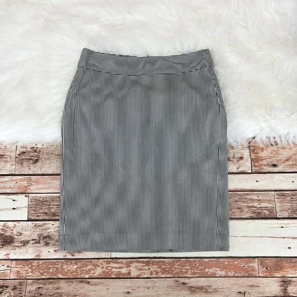 Banana Republic Striped Pencil Skirt Size 0 Cotton - Picture 1 of 5